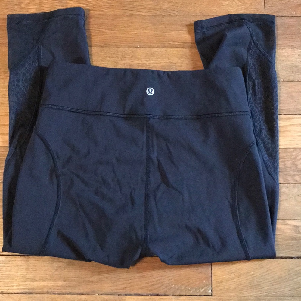 Lululemon Crops!